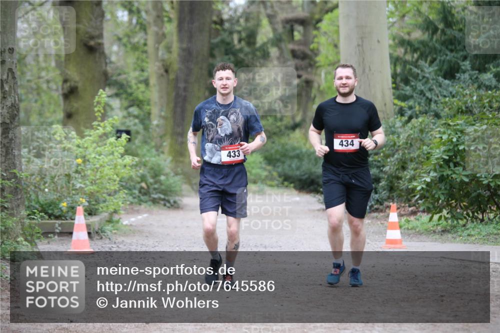 13.04.2025 - Hammer Lauf Jannik Wohlers http://msf.ph/oto/7645586 13.04.2025 11:44:05 Laufen 433, 434 meine-sportfotos.de
