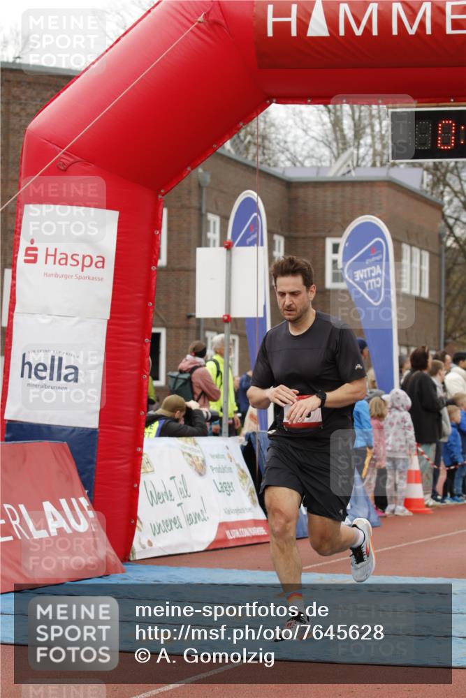 13.04.2025 - Hammer Lauf A. Gomolzig http://msf.ph/oto/7645628 13.04.2025 10:30:18 Ziel 586, 635 meine-sportfotos.de