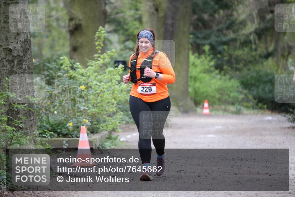 13.04.2025 - Hammer Lauf Jannik Wohlers http://msf.ph/oto/7645662 13.04.2025 11:43:24 Laufen 229 meine-sportfotos.de