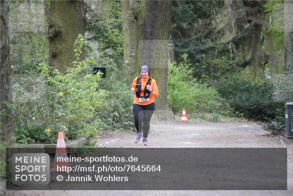 13.04.2025 - Hammer Lauf Jannik Wohlers http://msf.ph/oto/7645664 13.04.2025 11:43:17 Laufen 229 meine-sportfotos.de