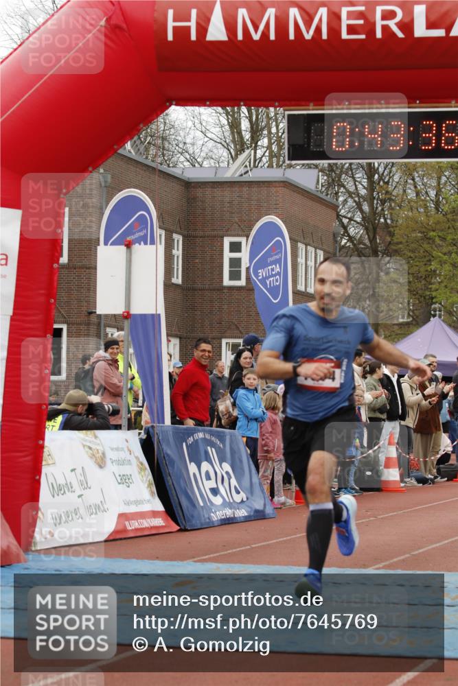 13.04.2025 - Hammer Lauf A. Gomolzig http://msf.ph/oto/7645769 13.04.2025 10:29:35 Ziel 272, 739, 1014, 1104, 1955 meine-sportfotos.de
