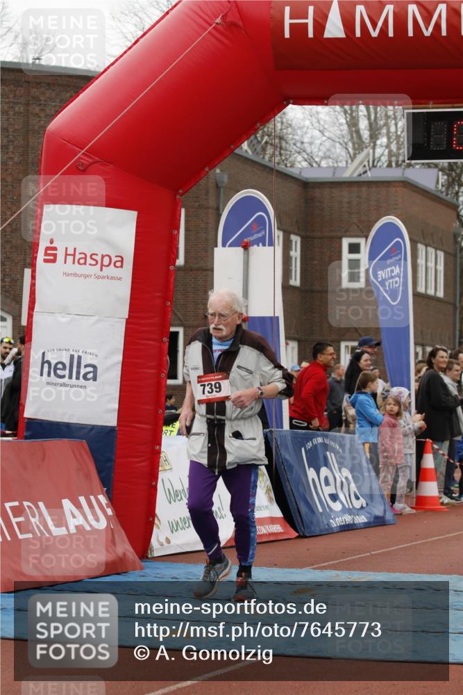13.04.2025 - Hammer Lauf A. Gomolzig http://msf.ph/oto/7645773 13.04.2025 10:29:33 Ziel 272, 739, 1014, 1955 meine-sportfotos.de