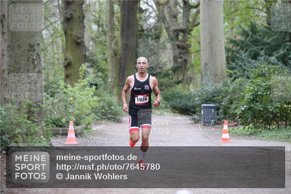 13.04.2025 - Hammer Lauf Jannik Wohlers http://msf.ph/oto/7645780 13.04.2025 11:42:14 Laufen 1926 meine-sportfotos.de