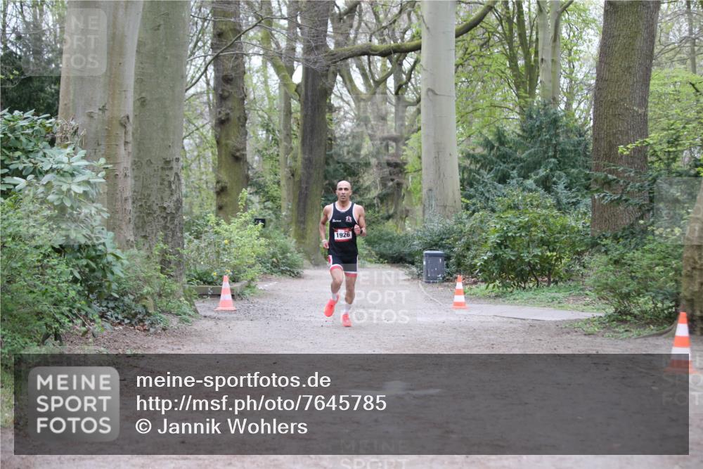13.04.2025 - Hammer Lauf Jannik Wohlers http://msf.ph/oto/7645785 13.04.2025 11:42:14 Laufen 1926 meine-sportfotos.de