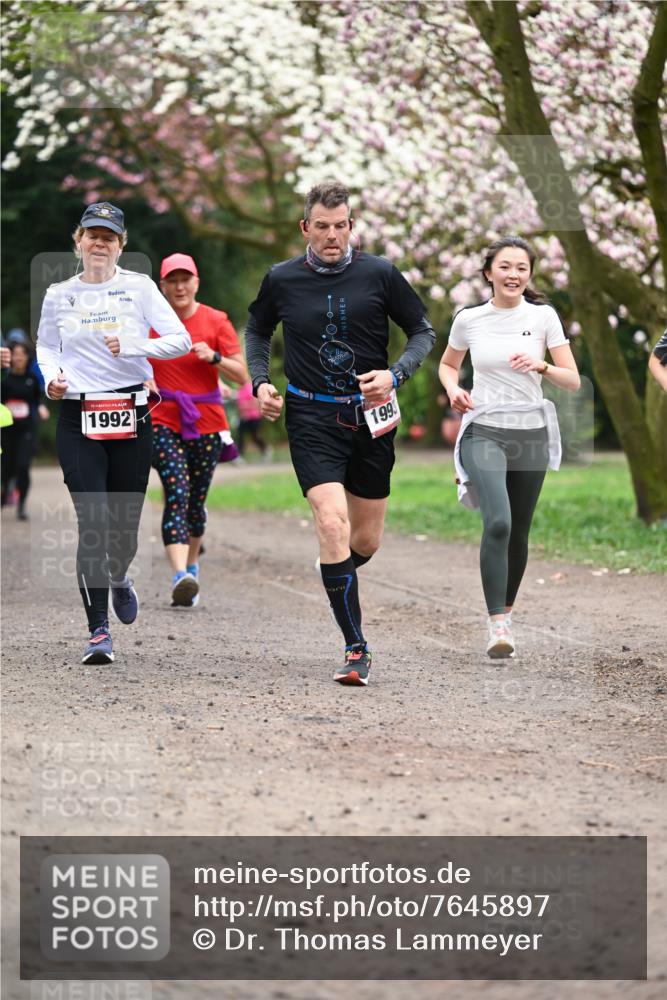 13.04.2025 - Hammer Lauf Dr. Thomas Lammeyer http://msf.ph/oto/7645897 13.04.2025 10:15:42 Laufen 15, 1992, 1993 meine-sportfotos.de