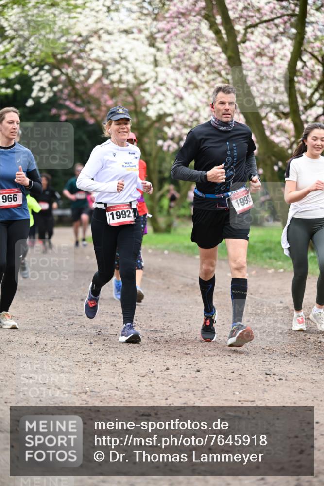 13.04.2025 - Hammer Lauf Dr. Thomas Lammeyer http://msf.ph/oto/7645918 13.04.2025 10:15:43 Laufen 966, 15, 1992, 1993 meine-sportfotos.de