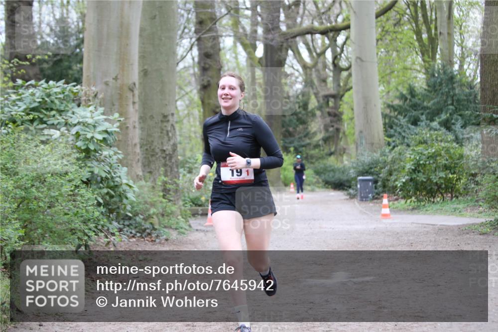 13.04.2025 - Hammer Lauf Jannik Wohlers http://msf.ph/oto/7645942 13.04.2025 11:37:38 Laufen 191 meine-sportfotos.de
