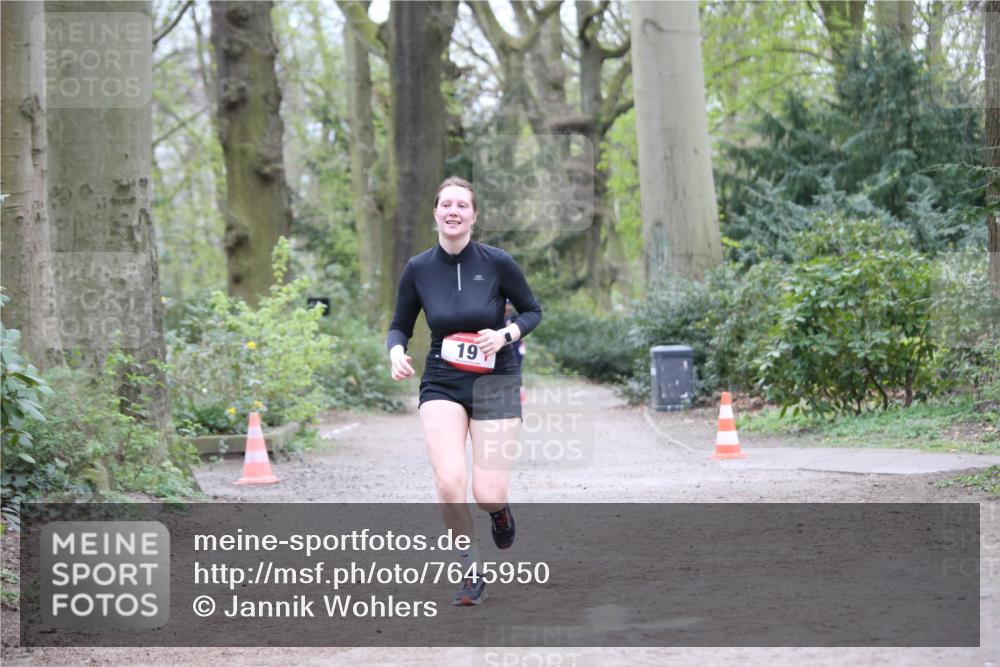 13.04.2025 - Hammer Lauf Jannik Wohlers http://msf.ph/oto/7645950 13.04.2025 11:37:36 Laufen 19 meine-sportfotos.de