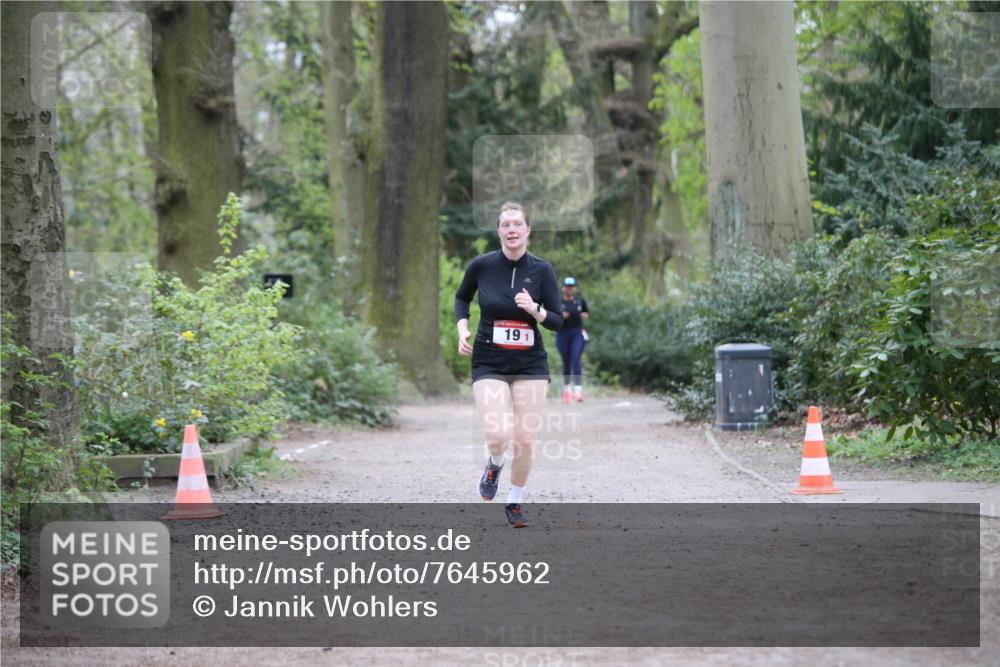 13.04.2025 - Hammer Lauf Jannik Wohlers http://msf.ph/oto/7645962 13.04.2025 11:37:34 Laufen 19 meine-sportfotos.de