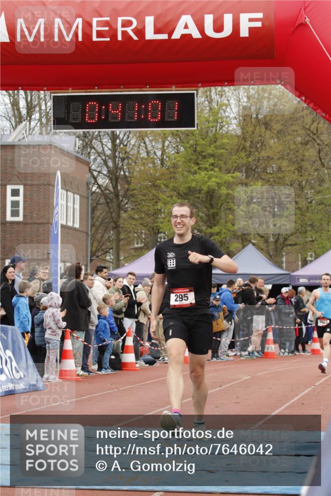 13.04.2025 - Hammer Lauf A. Gomolzig http://msf.ph/oto/7646042 13.04.2025 10:27:01 Ziel 295, 1031 meine-sportfotos.de