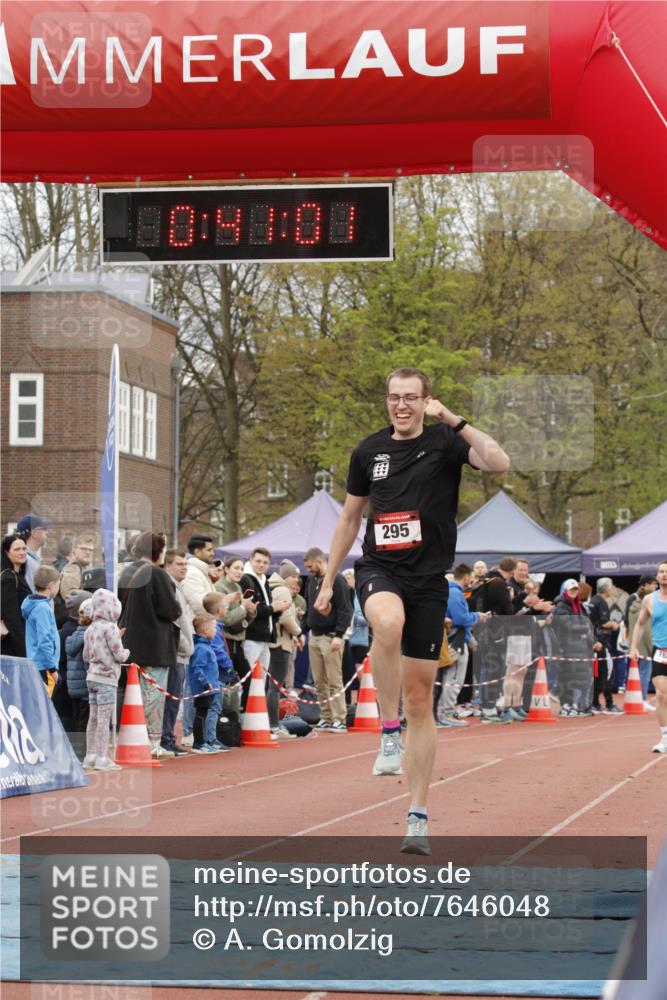 13.04.2025 - Hammer Lauf A. Gomolzig http://msf.ph/oto/7646048 13.04.2025 10:27:01 Ziel 295, 1031 meine-sportfotos.de