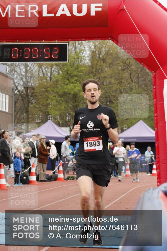 13.04.2025 - Hammer Lauf A. Gomolzig http://msf.ph/oto/7646113 13.04.2025 10:25:51 Ziel 1893 meine-sportfotos.de