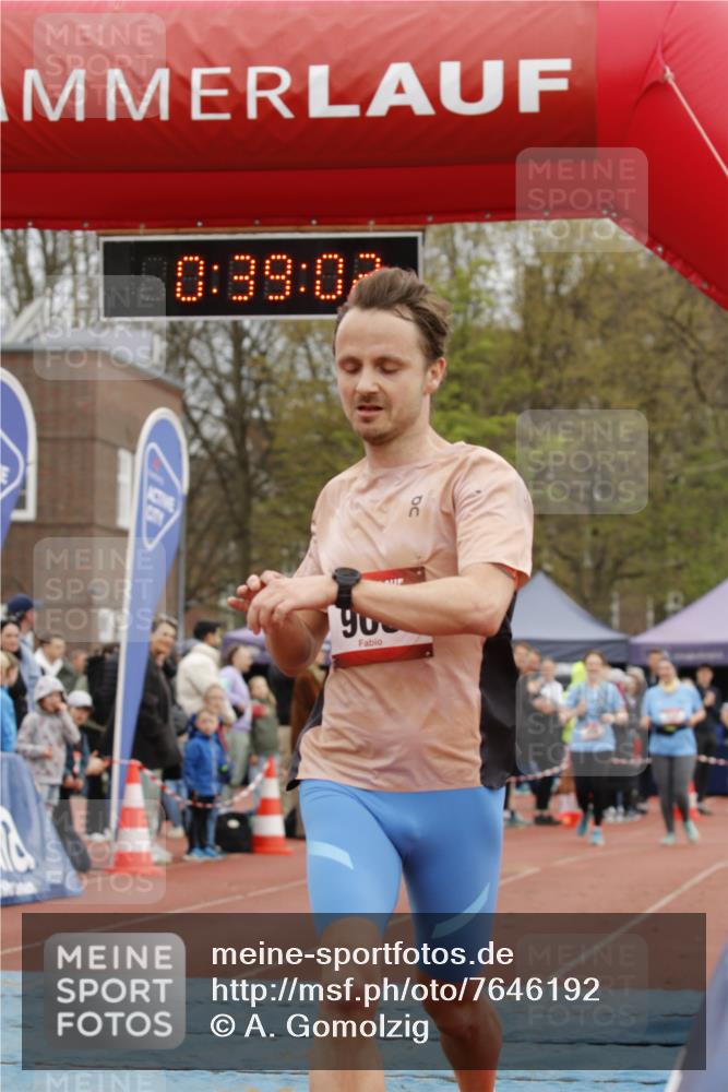 13.04.2025 - Hammer Lauf A. Gomolzig http://msf.ph/oto/7646192 13.04.2025 10:25:02 Ziel 903 meine-sportfotos.de