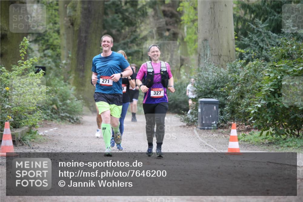 13.04.2025 - Hammer Lauf Jannik Wohlers http://msf.ph/oto/7646200 13.04.2025 11:35:47 Laufen 271, 327 meine-sportfotos.de