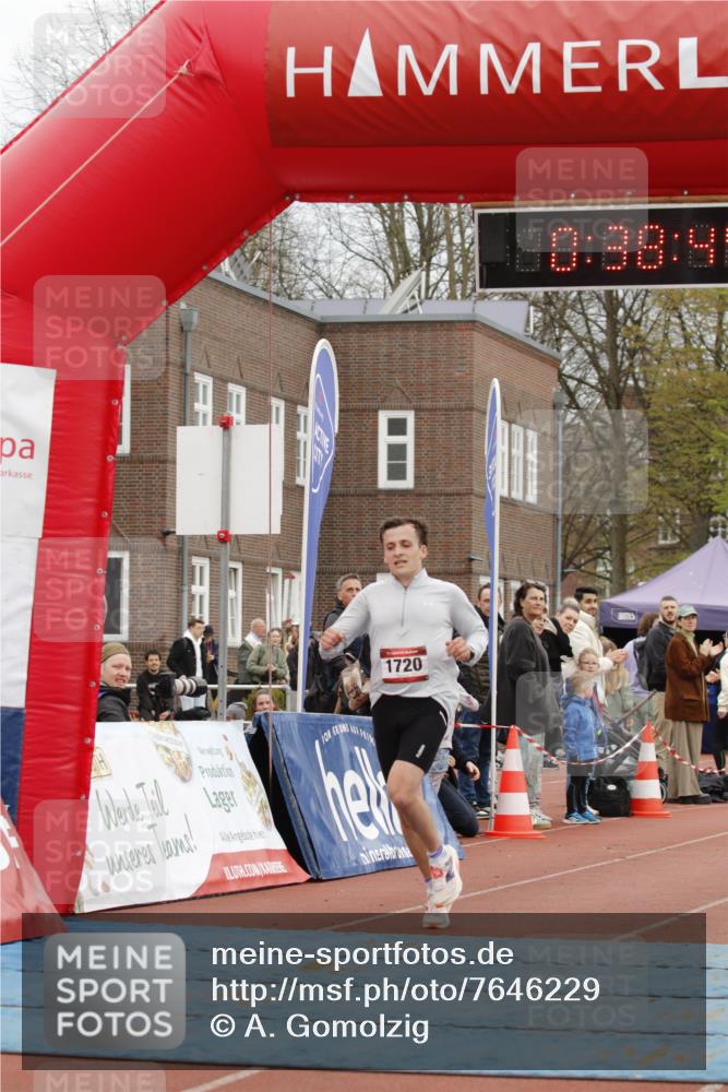 13.04.2025 - Hammer Lauf A. Gomolzig http://msf.ph/oto/7646229 13.04.2025 10:24:44 Ziel 469, 1720 meine-sportfotos.de