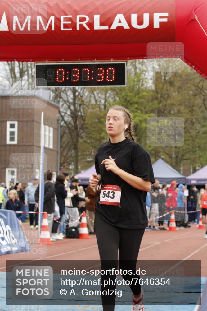 13.04.2025 - Hammer Lauf A. Gomolzig http://msf.ph/oto/7646354 13.04.2025 10:23:30 Ziel 543, 667 meine-sportfotos.de