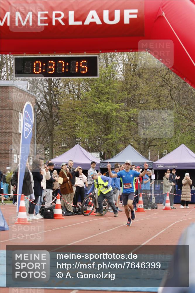13.04.2025 - Hammer Lauf A. Gomolzig http://msf.ph/oto/7646399 13.04.2025 10:23:15 Ziel 339, 668 meine-sportfotos.de