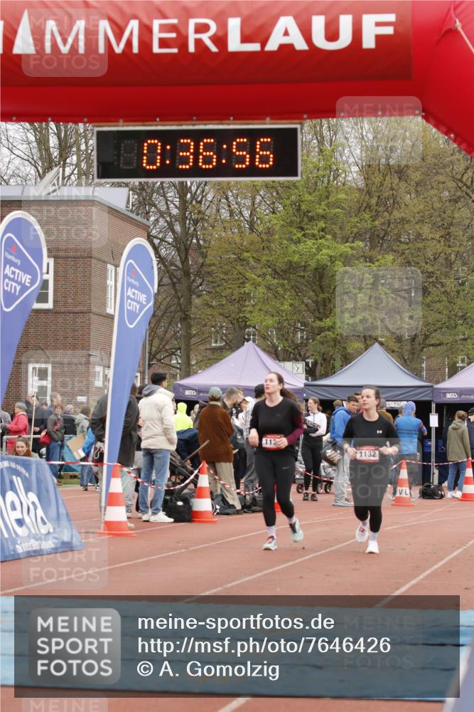 13.04.2025 - Hammer Lauf A. Gomolzig http://msf.ph/oto/7646426 13.04.2025 10:22:55 Ziel 1131, 1132 meine-sportfotos.de