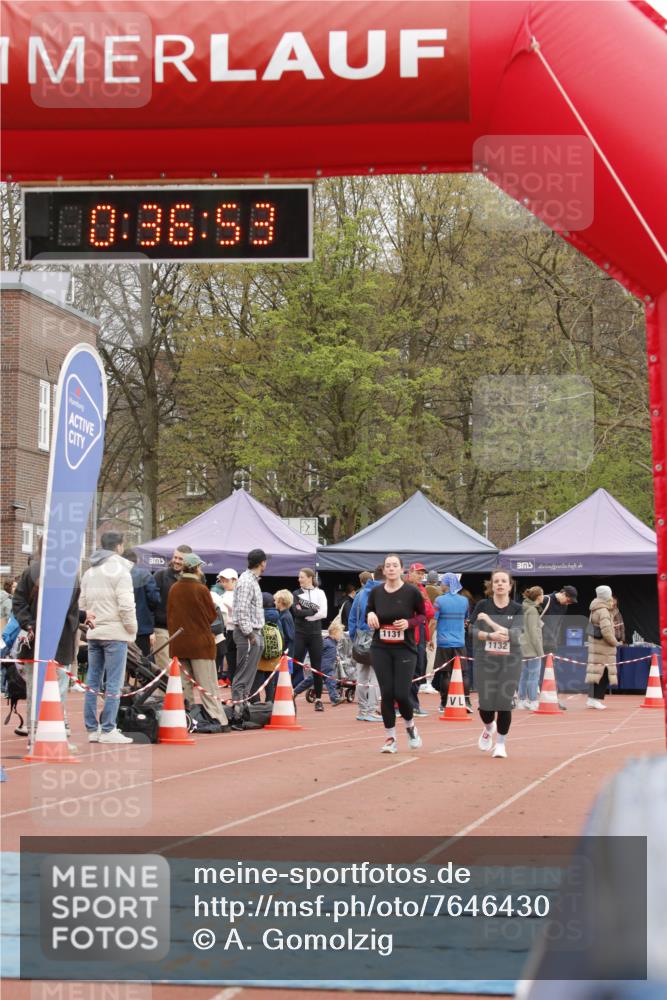 13.04.2025 - Hammer Lauf A. Gomolzig http://msf.ph/oto/7646430 13.04.2025 10:22:53 Ziel 1131, 1132 meine-sportfotos.de