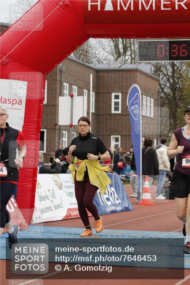 13.04.2025 - Hammer Lauf A. Gomolzig http://msf.ph/oto/7646453 13.04.2025 10:22:09 Ziel 124, 905, 1011, 1227 meine-sportfotos.de