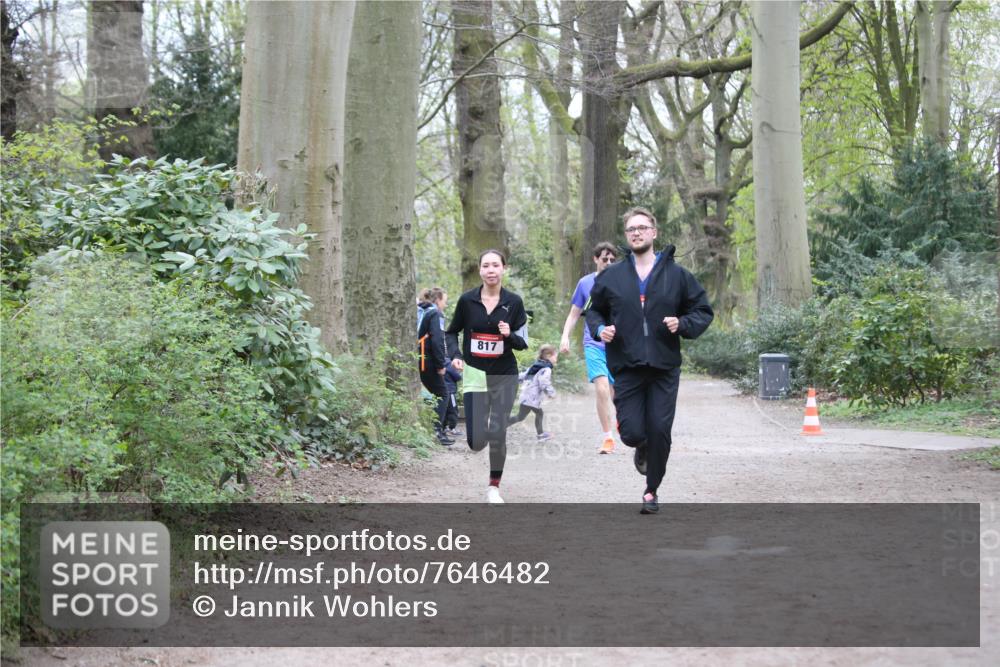 13.04.2025 - Hammer Lauf Jannik Wohlers http://msf.ph/oto/7646482 13.04.2025 11:34:15 Laufen 817 meine-sportfotos.de