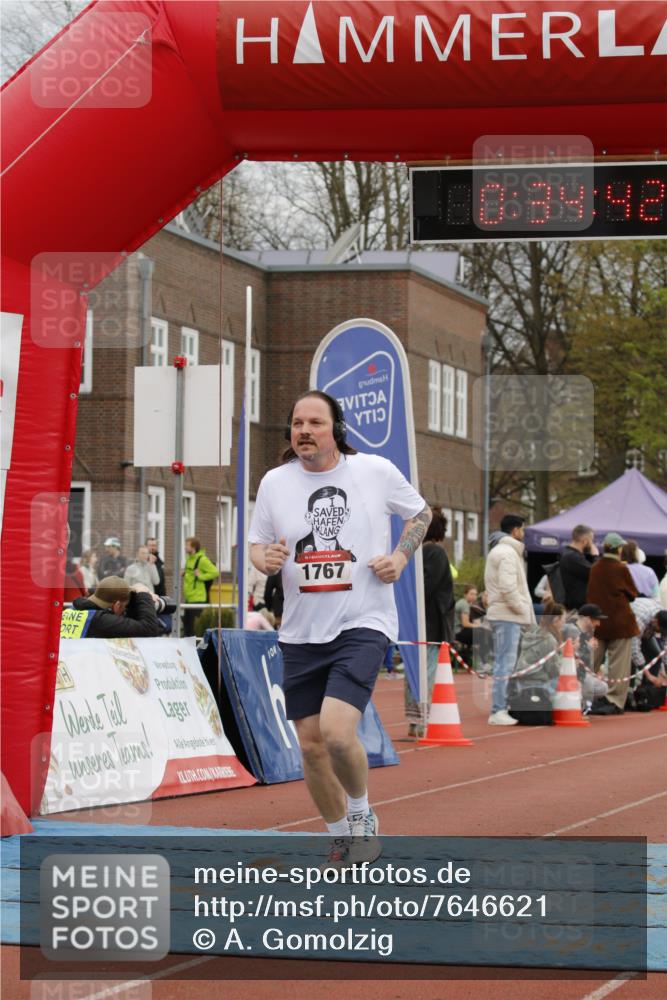 13.04.2025 - Hammer Lauf A. Gomolzig http://msf.ph/oto/7646621 13.04.2025 10:20:42 Ziel 1142, 1269, 1270, 1734, 1767 meine-sportfotos.de