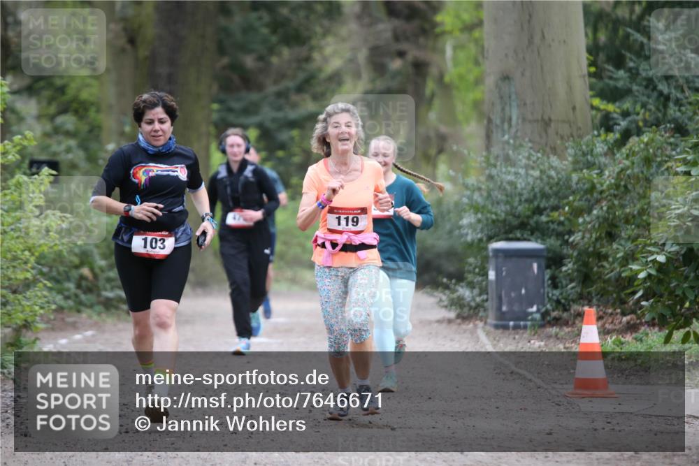 13.04.2025 - Hammer Lauf Jannik Wohlers http://msf.ph/oto/7646671 13.04.2025 11:33:33 Laufen 103, 15, 119 meine-sportfotos.de