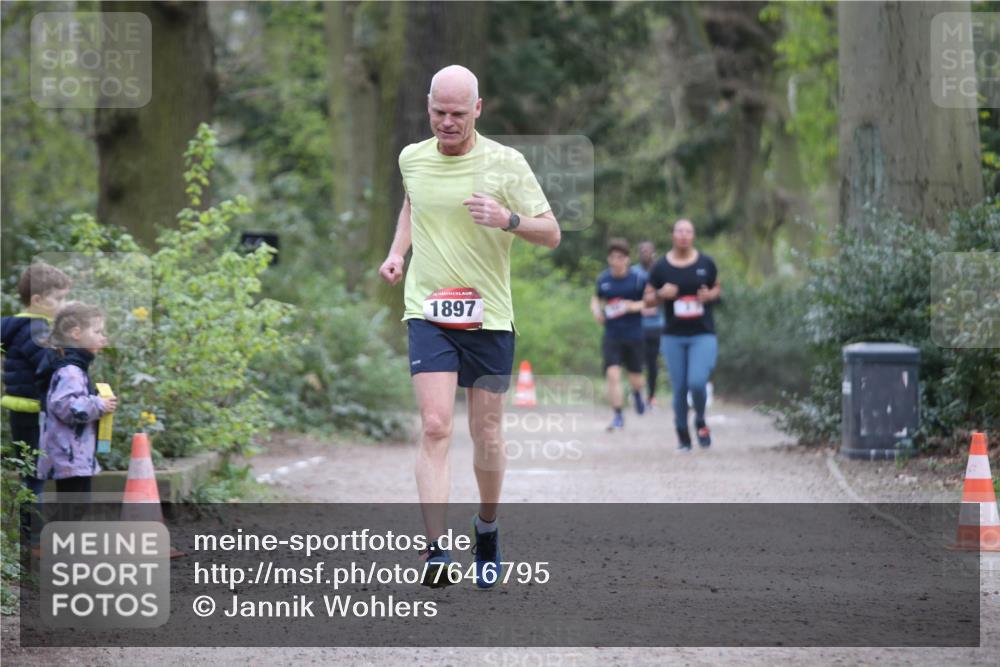 13.04.2025 - Hammer Lauf Jannik Wohlers http://msf.ph/oto/7646795 13.04.2025 11:32:43 Laufen 1897 meine-sportfotos.de