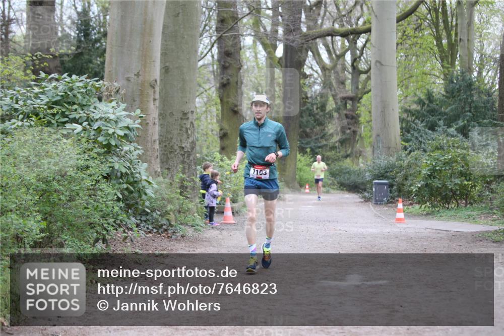 13.04.2025 - Hammer Lauf Jannik Wohlers http://msf.ph/oto/7646823 13.04.2025 11:32:33 Laufen 1103 meine-sportfotos.de