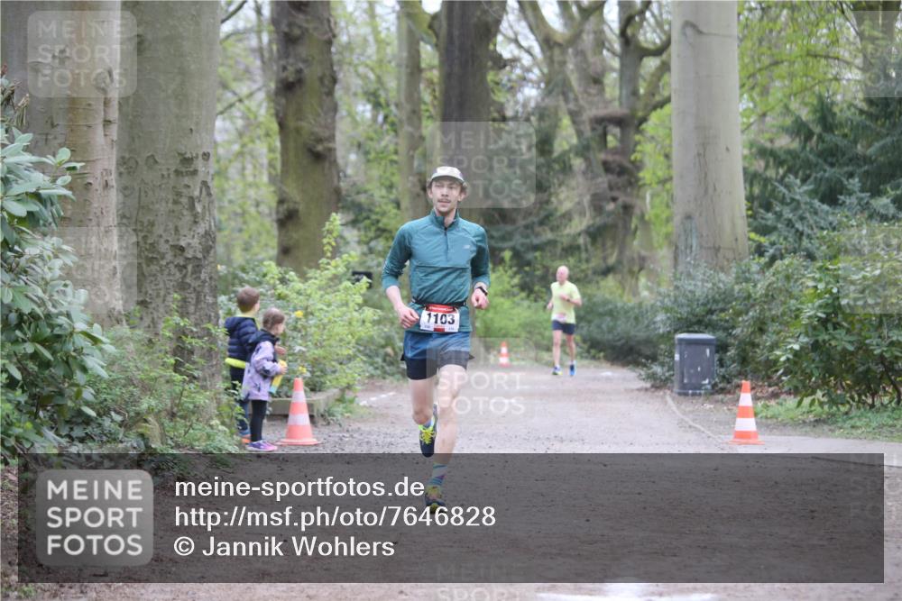 13.04.2025 - Hammer Lauf Jannik Wohlers http://msf.ph/oto/7646828 13.04.2025 11:32:32 Laufen 1103 meine-sportfotos.de