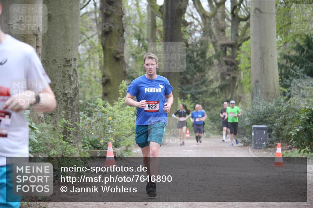 13.04.2025 - Hammer Lauf Jannik Wohlers http://msf.ph/oto/7646890 13.04.2025 11:32:09 Laufen 923 meine-sportfotos.de