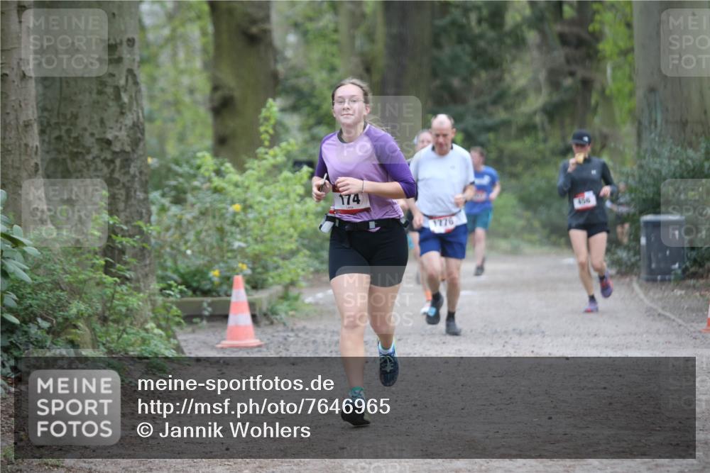 13.04.2025 - Hammer Lauf Jannik Wohlers http://msf.ph/oto/7646965 13.04.2025 11:31:59 Laufen 174, 1776, 456 meine-sportfotos.de