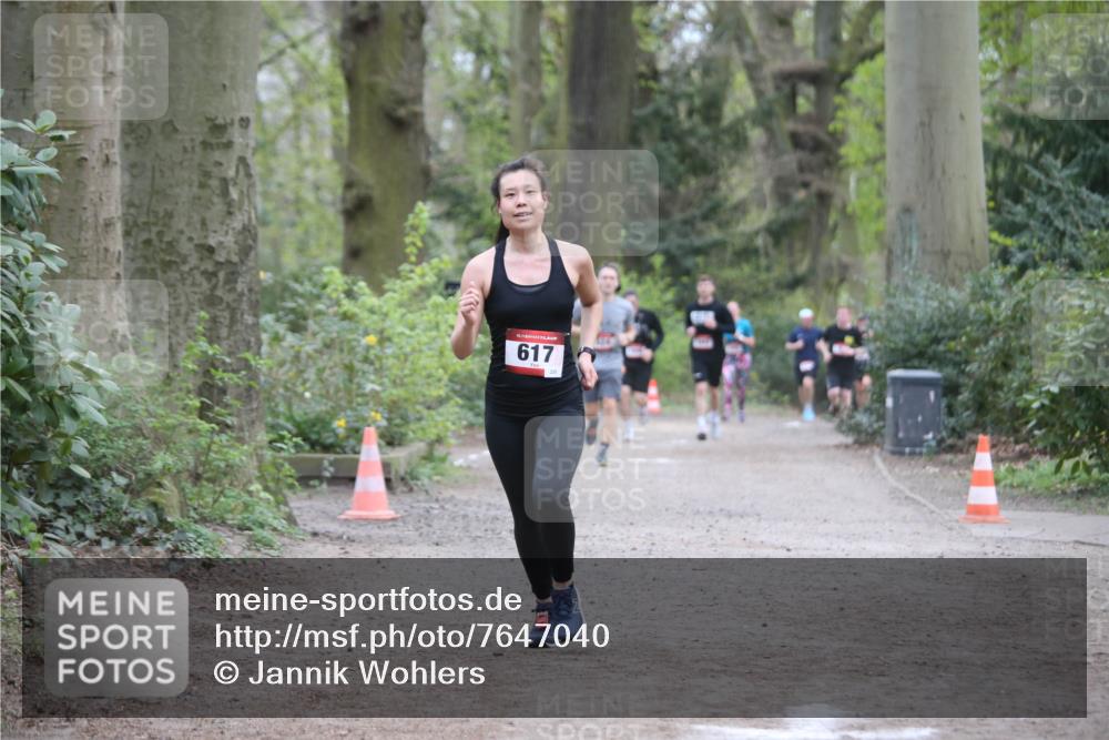 13.04.2025 - Hammer Lauf Jannik Wohlers http://msf.ph/oto/7647040 13.04.2025 11:31:41 Laufen 617 meine-sportfotos.de