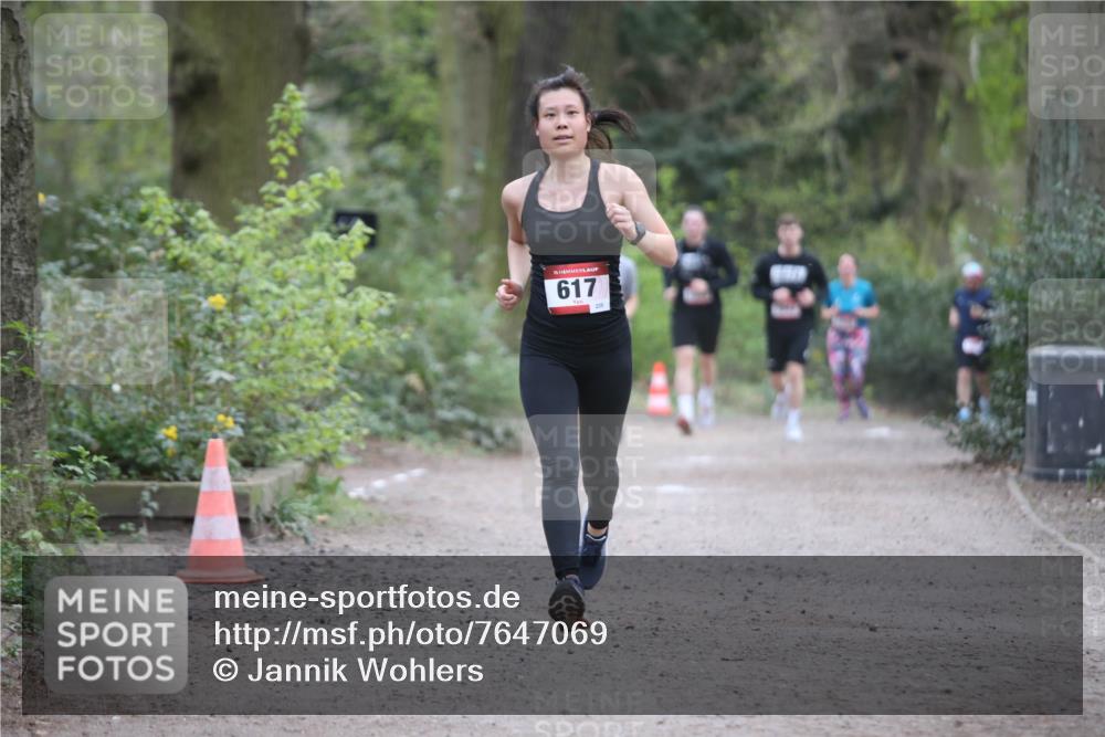 13.04.2025 - Hammer Lauf Jannik Wohlers http://msf.ph/oto/7647069 13.04.2025 11:31:39 Laufen 617 meine-sportfotos.de