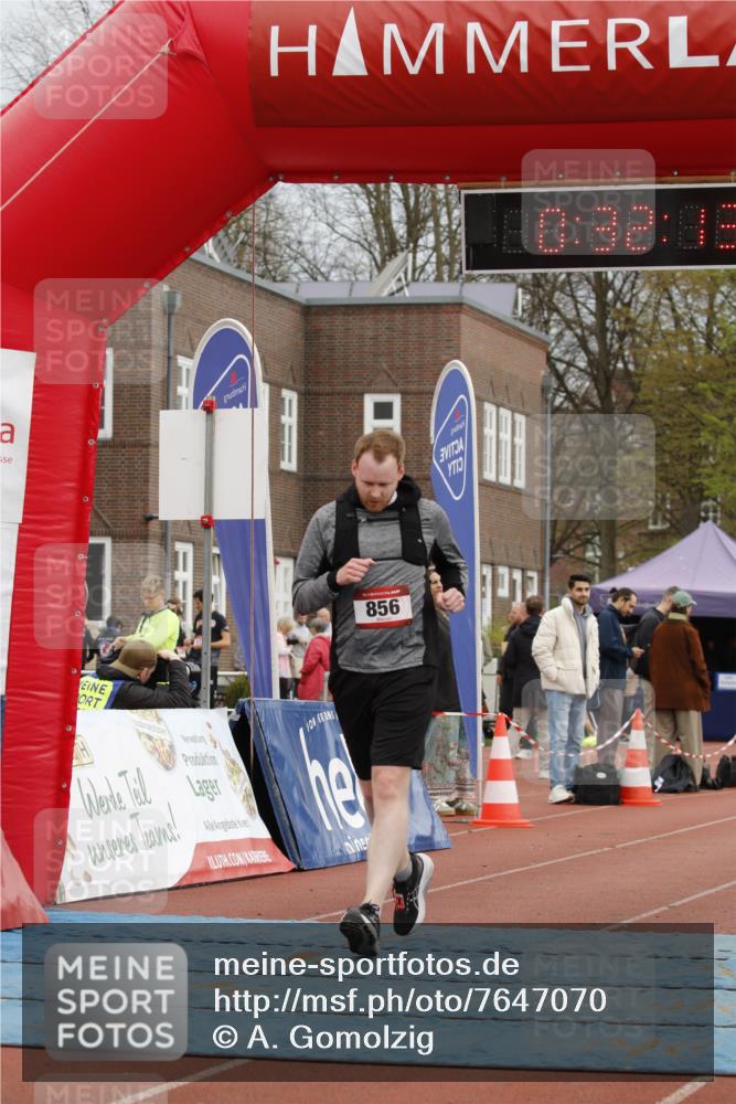 13.04.2025 - Hammer Lauf A. Gomolzig http://msf.ph/oto/7647070 13.04.2025 10:18:12 Ziel 561, 562, 580, 666, 856, 895, 1053, 1054 meine-sportfotos.de