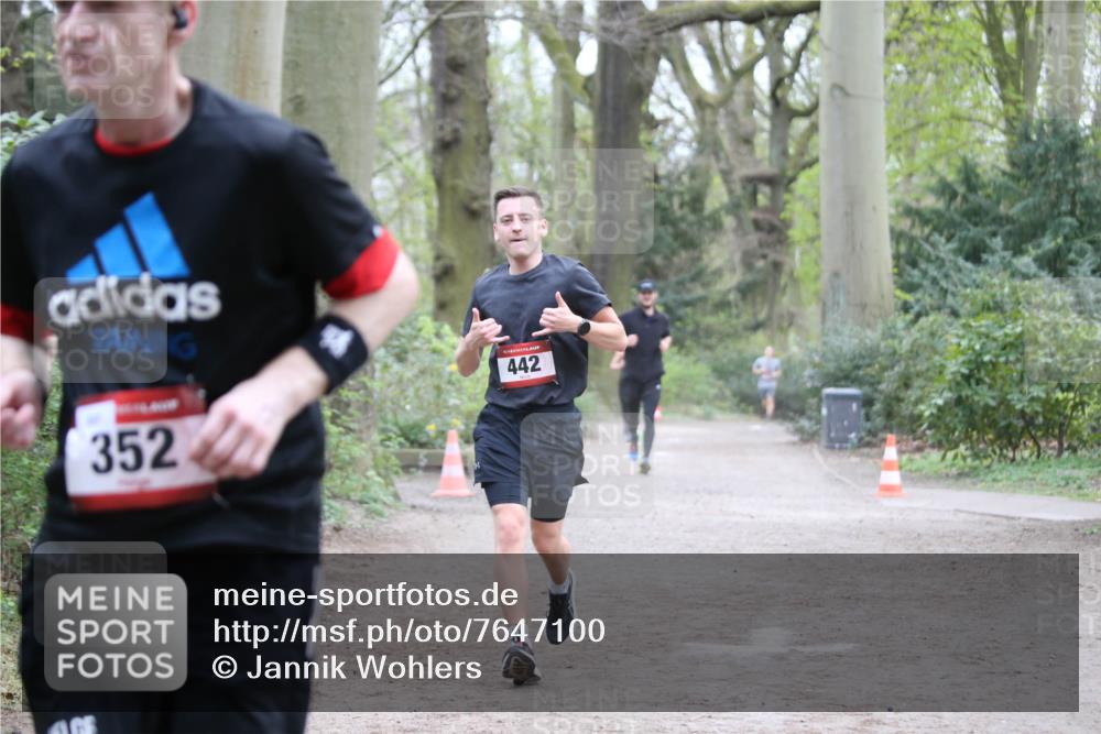 13.04.2025 - Hammer Lauf Jannik Wohlers http://msf.ph/oto/7647100 13.04.2025 11:31:32 Laufen 352, 442 meine-sportfotos.de