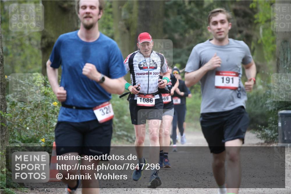 13.04.2025 - Hammer Lauf Jannik Wohlers http://msf.ph/oto/7647296 13.04.2025 11:30:59 Laufen 200, 32, 1086, 69, 191 meine-sportfotos.de