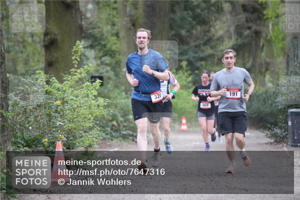 13.04.2025 - Hammer Lauf Jannik Wohlers http://msf.ph/oto/7647316 13.04.2025 11:30:56 Laufen 320, 2008, 191, 669 meine-sportfotos.de