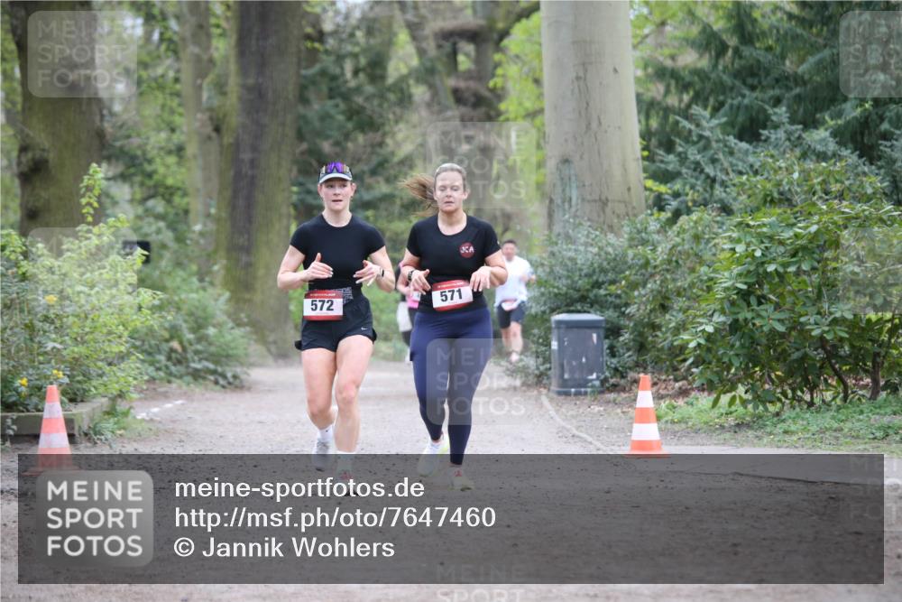 13.04.2025 - Hammer Lauf Jannik Wohlers http://msf.ph/oto/7647460 13.04.2025 11:30:28 Laufen 572, 571 meine-sportfotos.de
