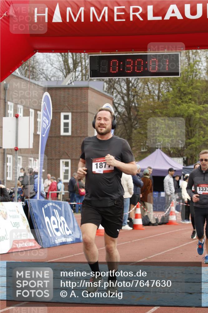 13.04.2025 - Hammer Lauf A. Gomolzig http://msf.ph/oto/7647630 13.04.2025 10:16:00 Ziel 282, 853, 1010, 1158, 1337, 1877 meine-sportfotos.de