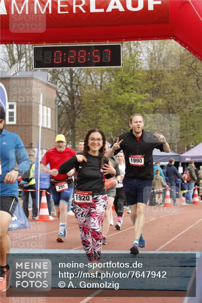 13.04.2025 - Hammer Lauf A. Gomolzig http://msf.ph/oto/7647942 13.04.2025 10:14:56 Ziel 254, 291, 331, 525, 526, 676, 694, 906, 962, 981, 1920, 1982, 1986, 1990 meine-sportfotos.de