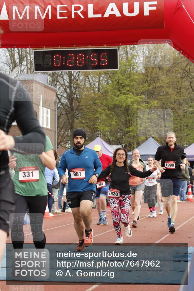 13.04.2025 - Hammer Lauf A. Gomolzig http://msf.ph/oto/7647962 13.04.2025 10:14:55 Ziel 291, 331, 525, 526, 564, 676, 694, 906, 962, 981, 1920, 1982, 1986, 1990 meine-sportfotos.de