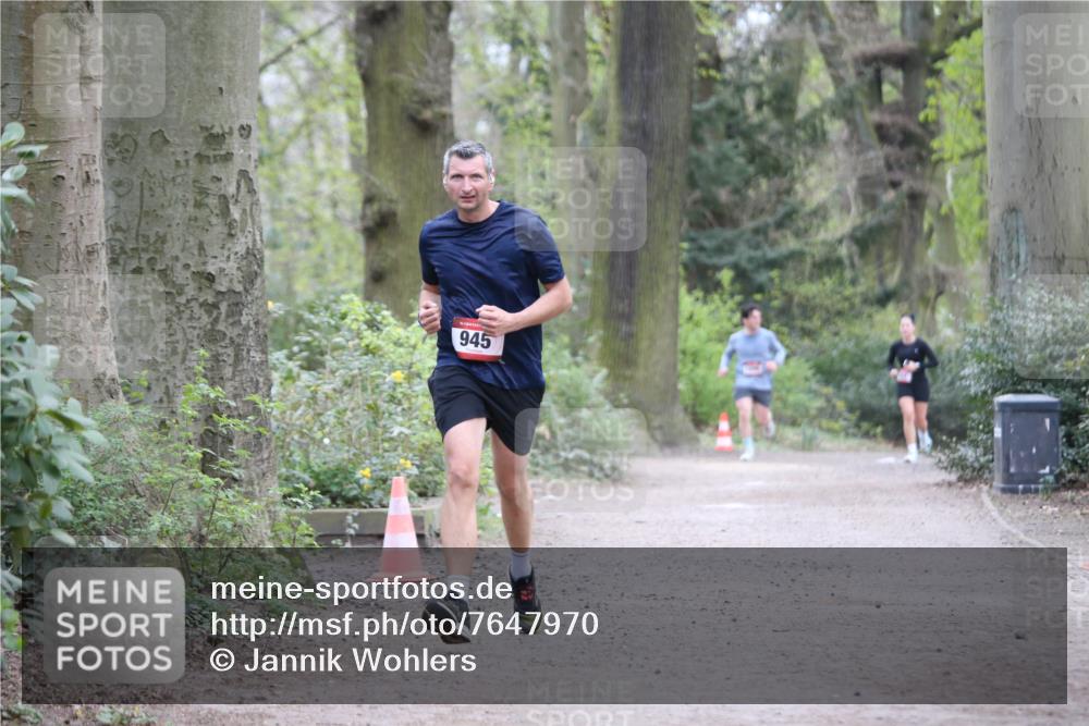 13.04.2025 - Hammer Lauf Jannik Wohlers http://msf.ph/oto/7647970 13.04.2025 11:28:28 Laufen 945 meine-sportfotos.de