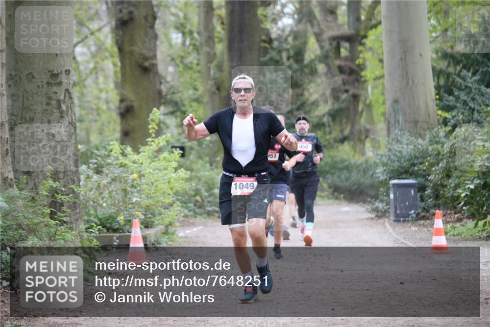 13.04.2025 - Hammer Lauf Jannik Wohlers http://msf.ph/oto/7648251 13.04.2025 11:27:49 Laufen 1049, 1950, 951 meine-sportfotos.de