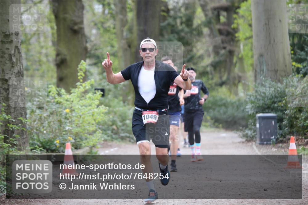 13.04.2025 - Hammer Lauf Jannik Wohlers http://msf.ph/oto/7648254 13.04.2025 11:27:49 Laufen 1049, 151, 150 meine-sportfotos.de
