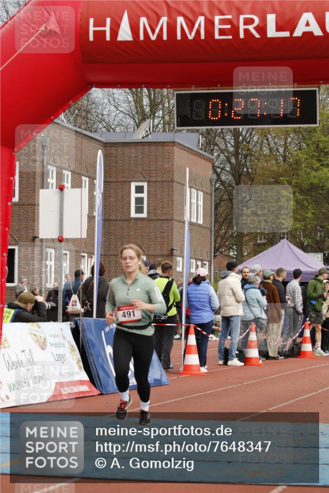 13.04.2025 - Hammer Lauf A. Gomolzig http://msf.ph/oto/7648347 13.04.2025 10:13:17 Ziel 491, 1061 meine-sportfotos.de
