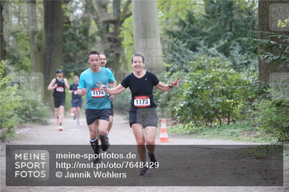 13.04.2025 - Hammer Lauf Jannik Wohlers http://msf.ph/oto/7648429 13.04.2025 11:26:53 Laufen 1174, 1173 meine-sportfotos.de