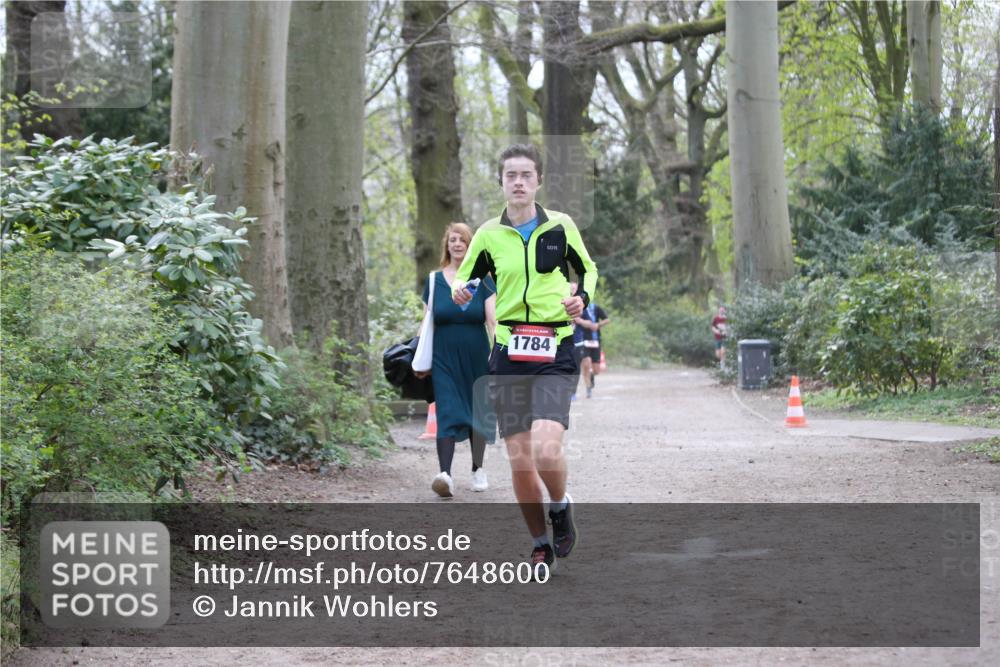 13.04.2025 - Hammer Lauf Jannik Wohlers http://msf.ph/oto/7648600 13.04.2025 11:26:25 Laufen 1784 meine-sportfotos.de