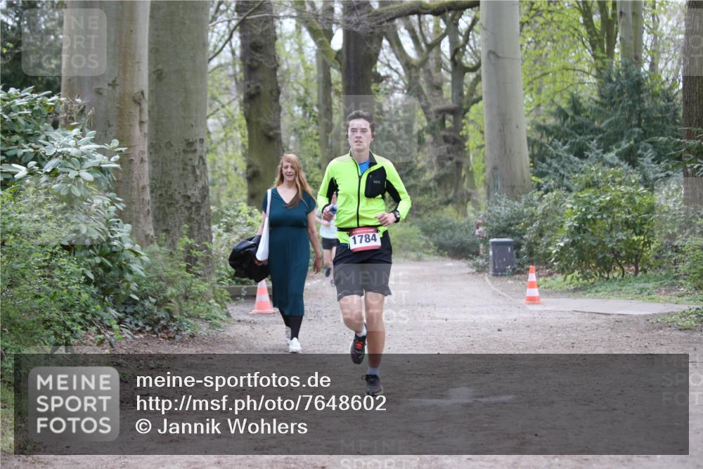 13.04.2025 - Hammer Lauf Jannik Wohlers http://msf.ph/oto/7648602 13.04.2025 11:26:25 Laufen 1784 meine-sportfotos.de