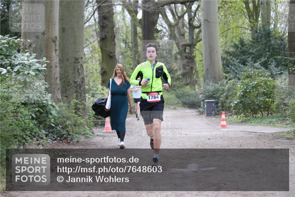 13.04.2025 - Hammer Lauf Jannik Wohlers http://msf.ph/oto/7648603 13.04.2025 11:26:25 Laufen 1784 meine-sportfotos.de